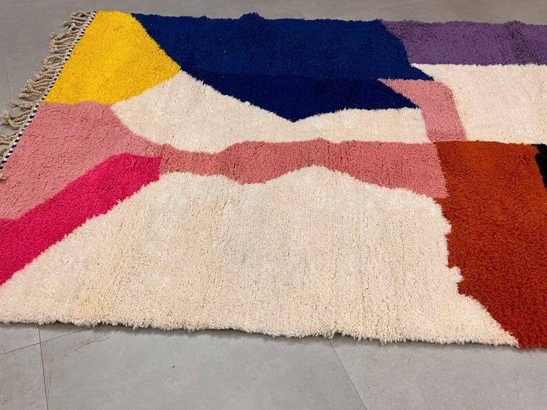 Handmade pure wool rug, size 1.5/2.5 m.