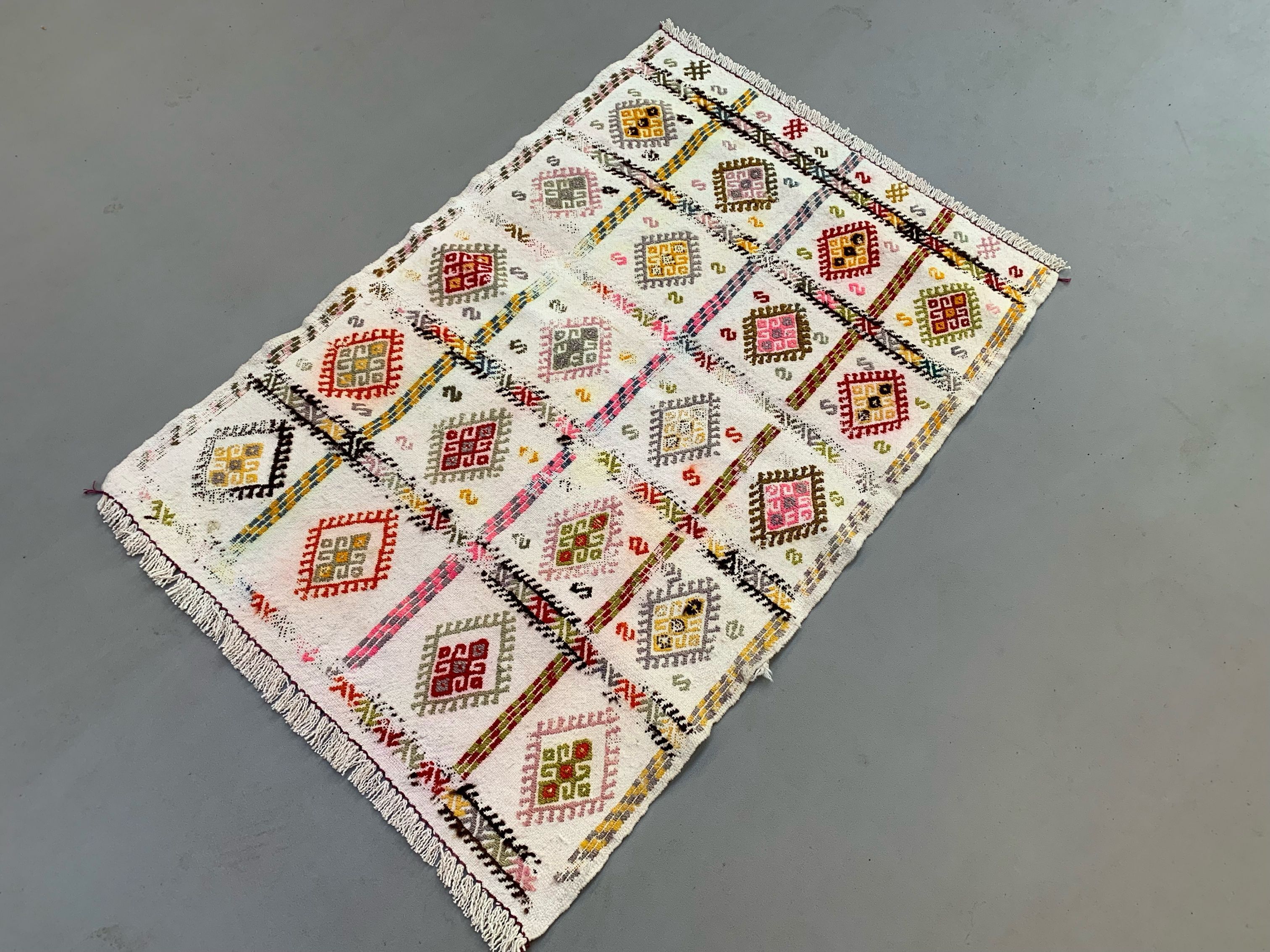 Small Vintage Turkish Kilim Rug 105x70 cm Wool Kelim