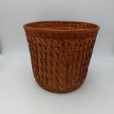 Wicker pot cache basket