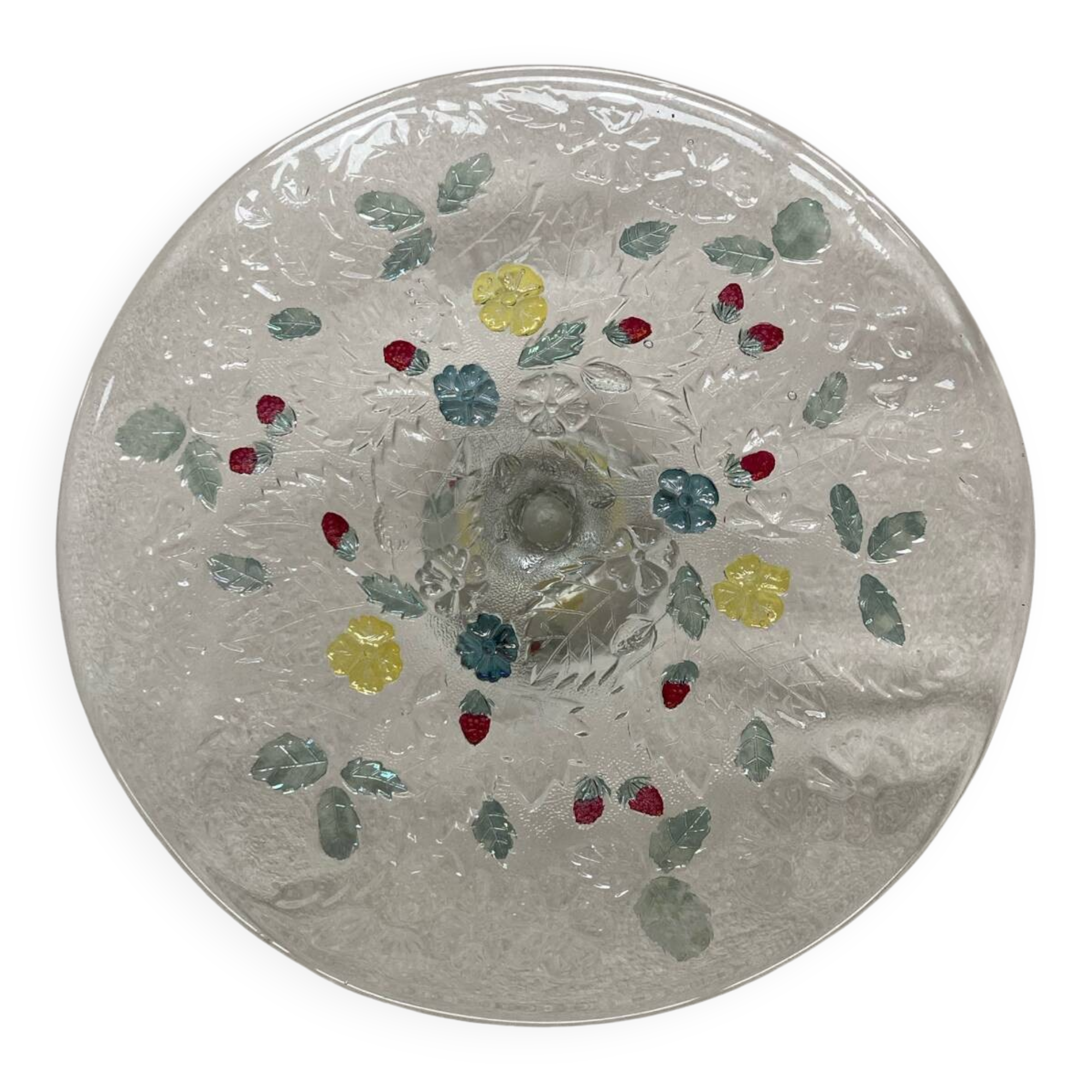 Cake stand with strawberry decoration