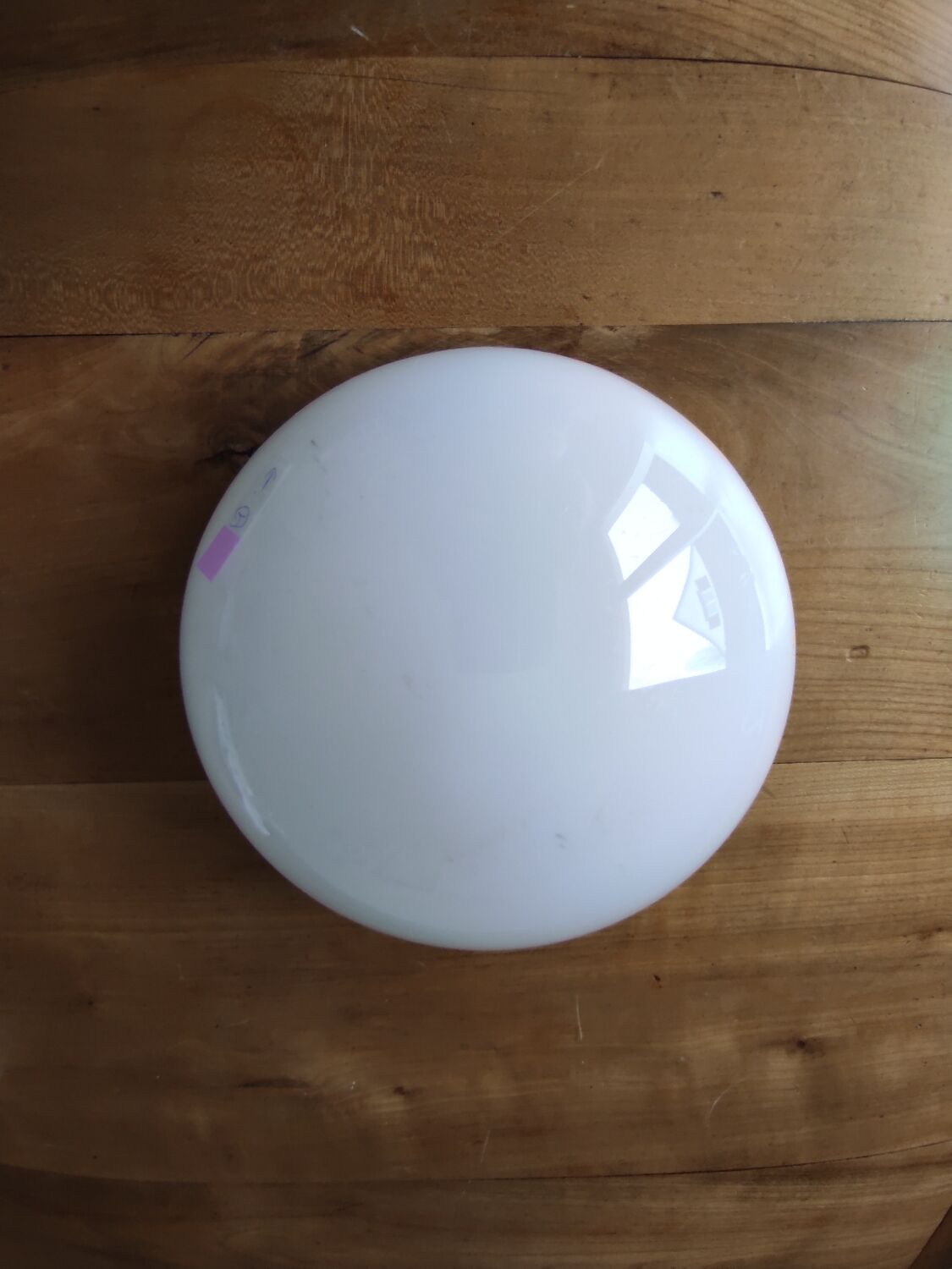 Large half-globe lampshade in white opaline.