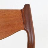 Chaise en teck Ærthøj Jensen & Mølholm entièrement restaurée avec un revêtement en feutre de laine / Design danois moderne du milieu du siècle / Années 1960