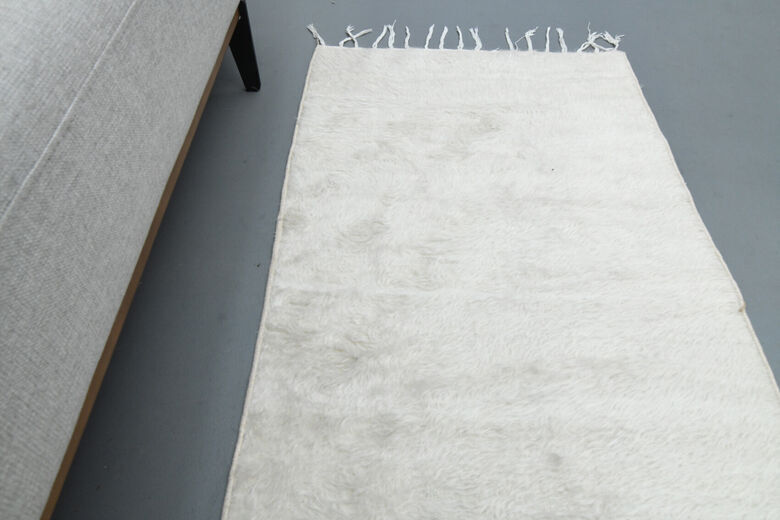 Shaggy Mohair Carpet Hallway