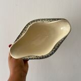 Old sauce pot in iron earth, Guadeloupe model of Saint amand