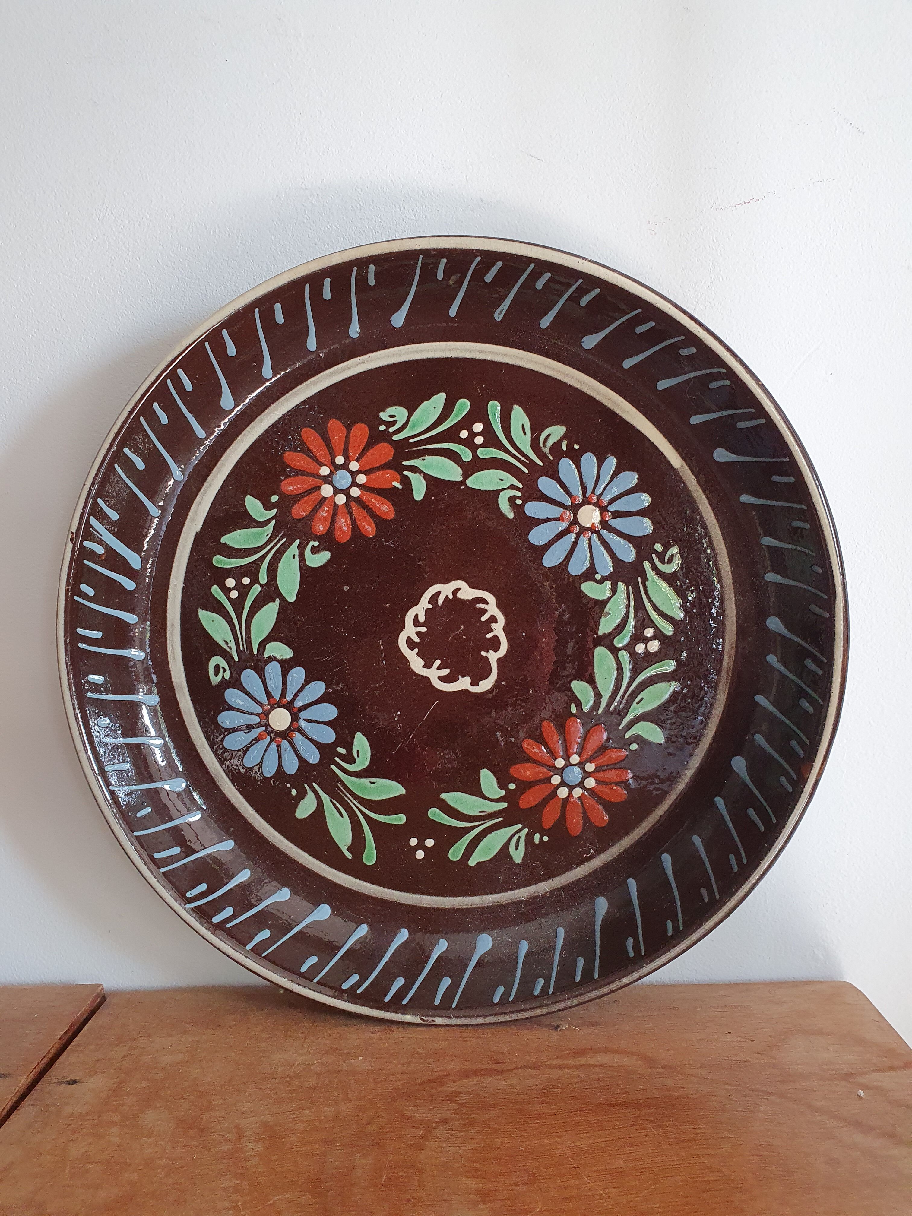 Plateau peint à la main