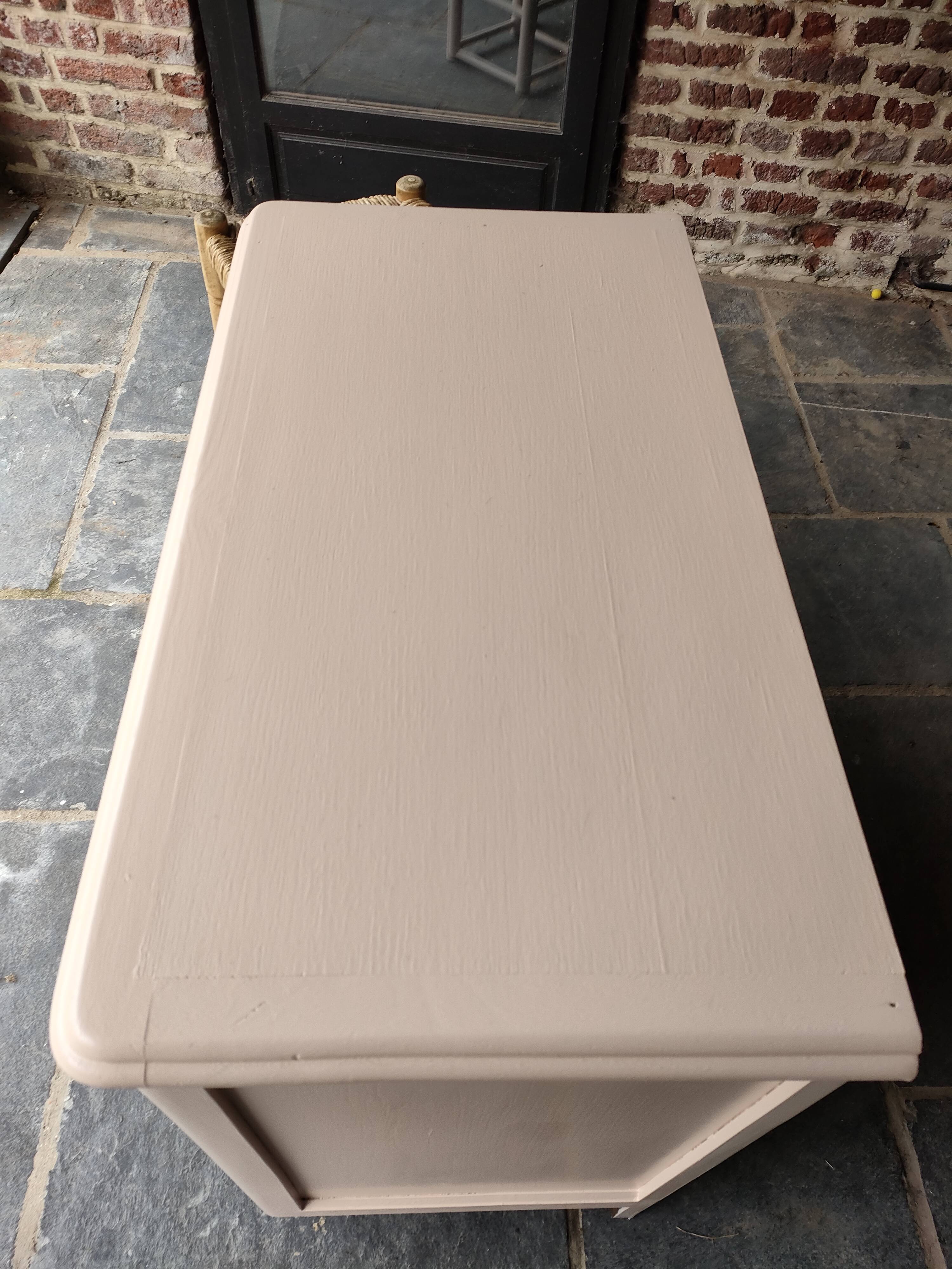 Commode scandinave