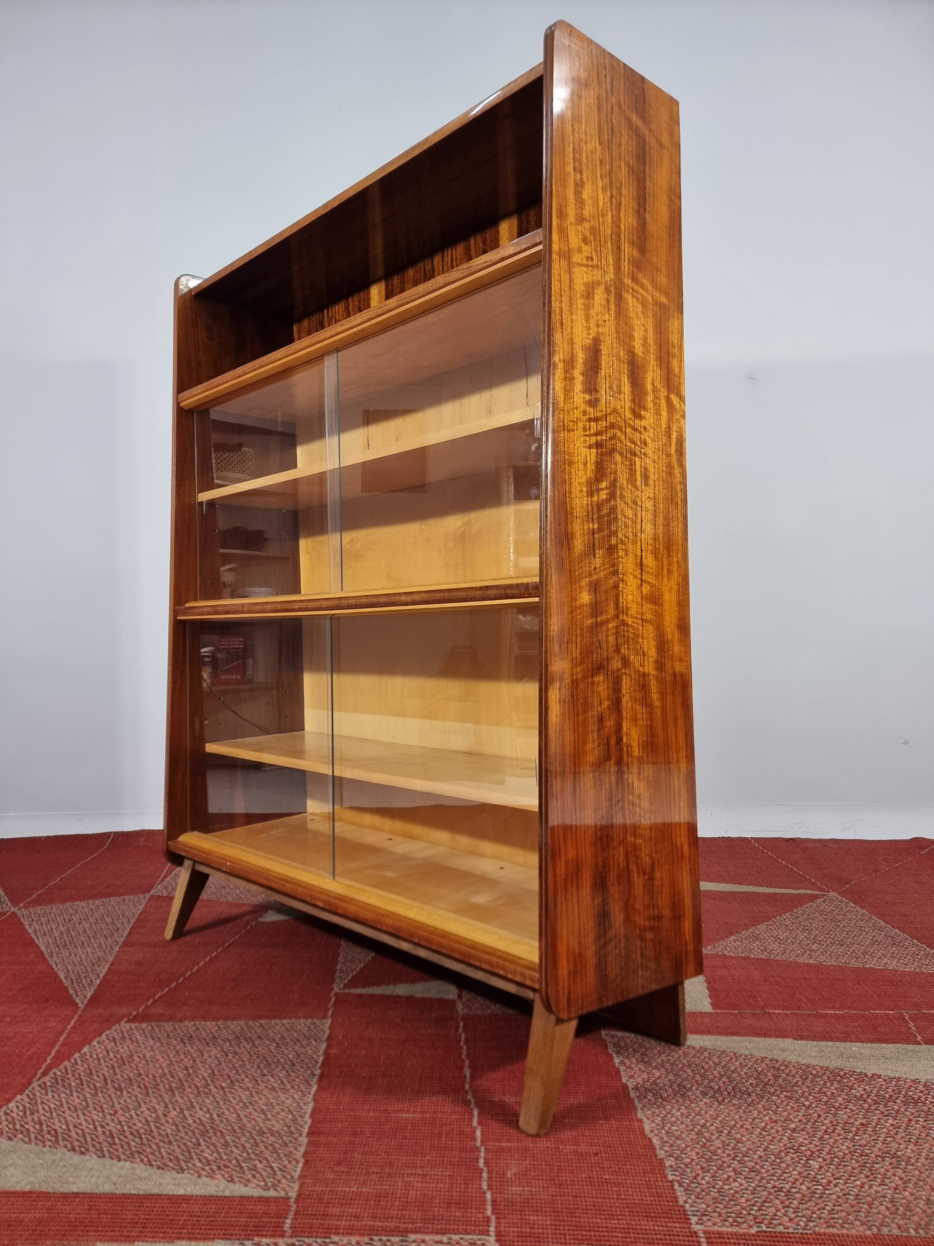 Vitrine vintage marron de Tatra, 1970