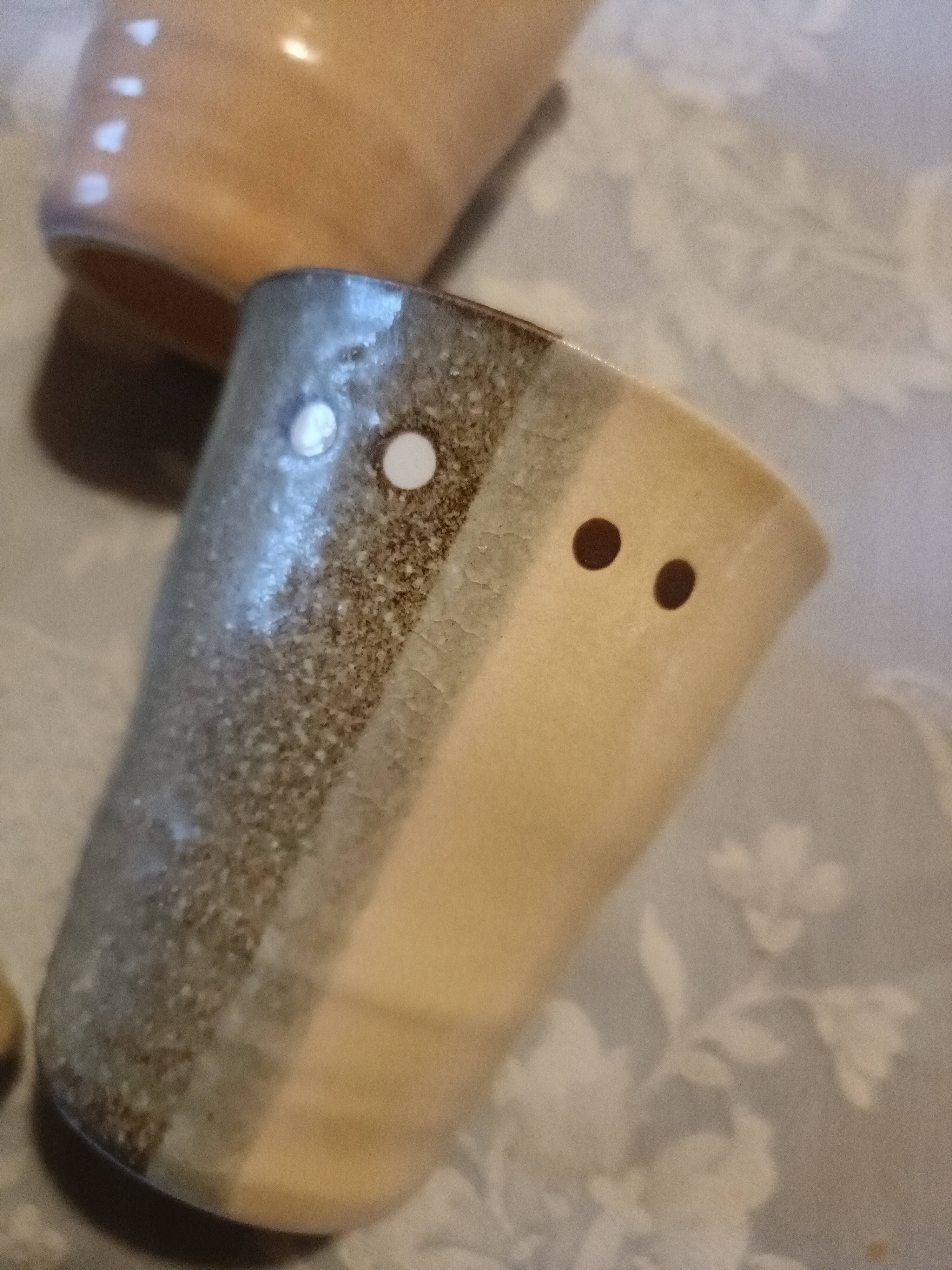 4 Japanese stoneware mugs