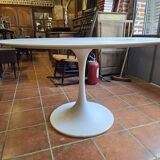Tulip foot table from the 70s, 120cms in diameter
