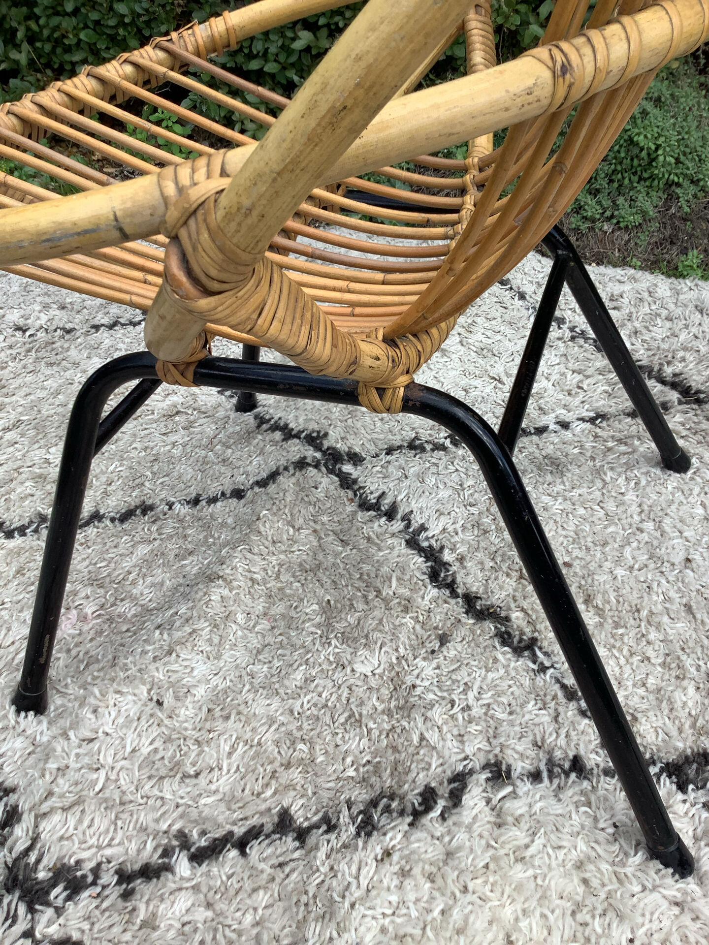 Pair of children's armchairs in rattan from the 1960s.