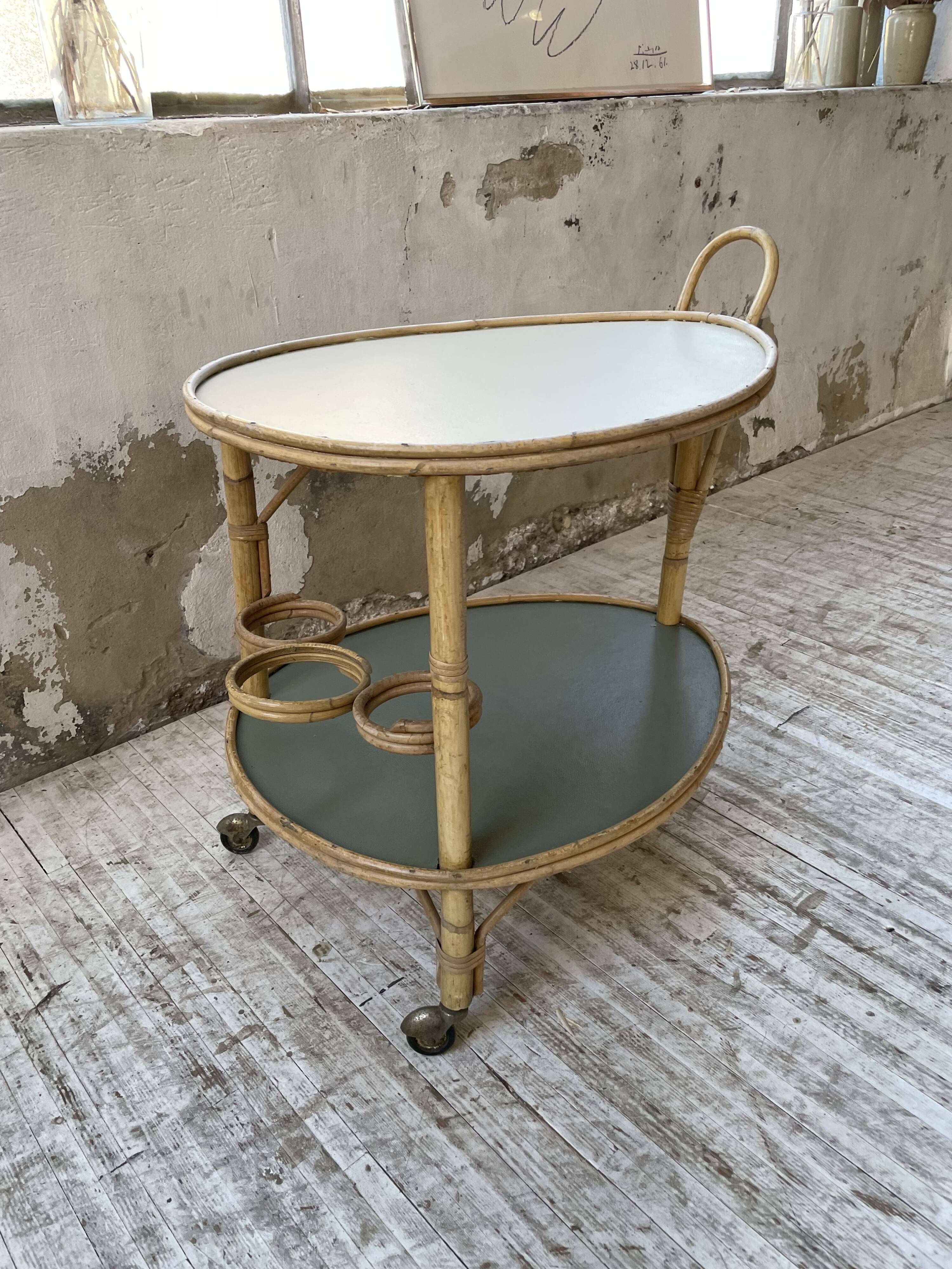 Desserte, table roulante en rotin années 60