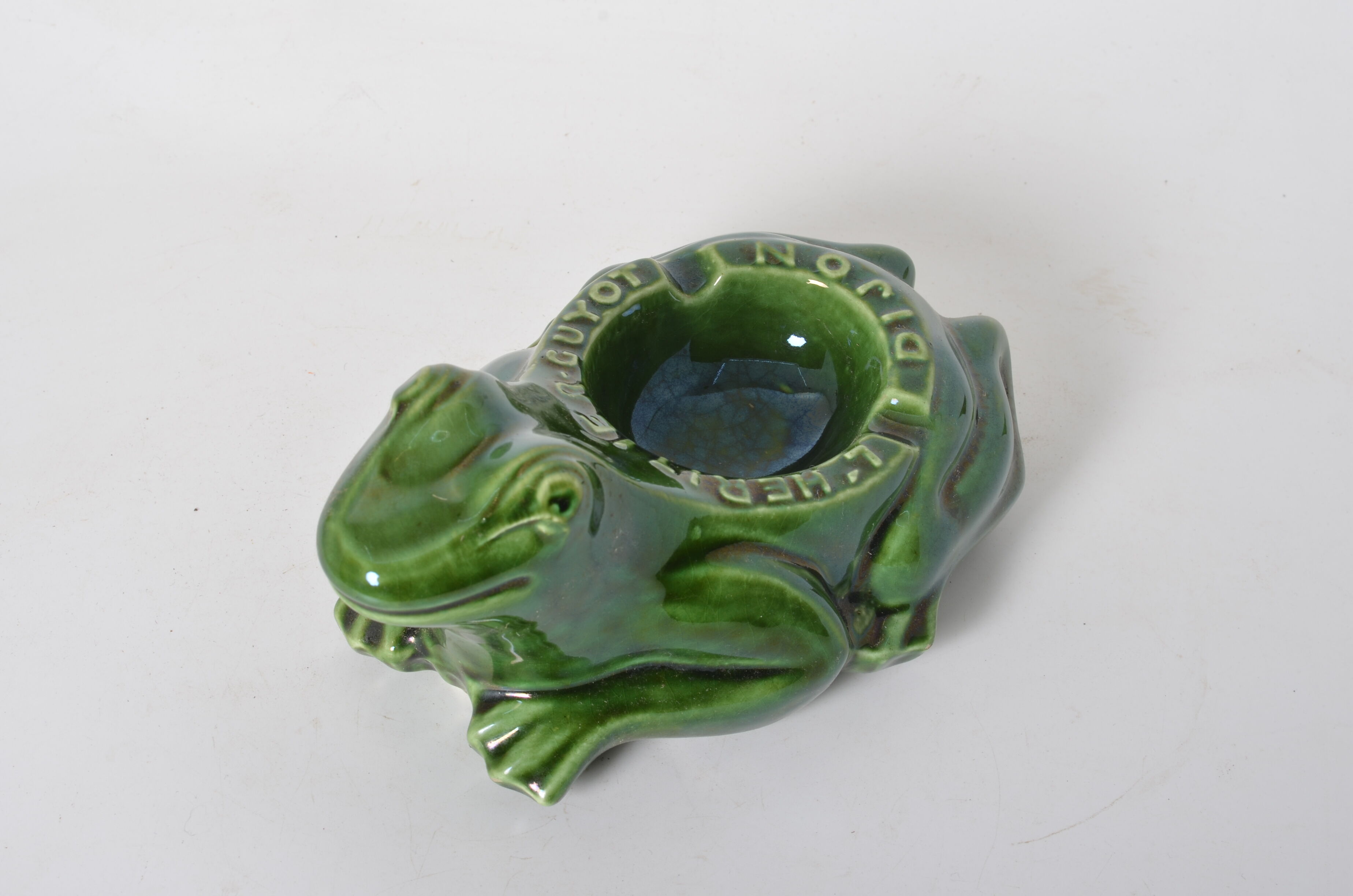 L'Héritier Guyot advertising ashtray