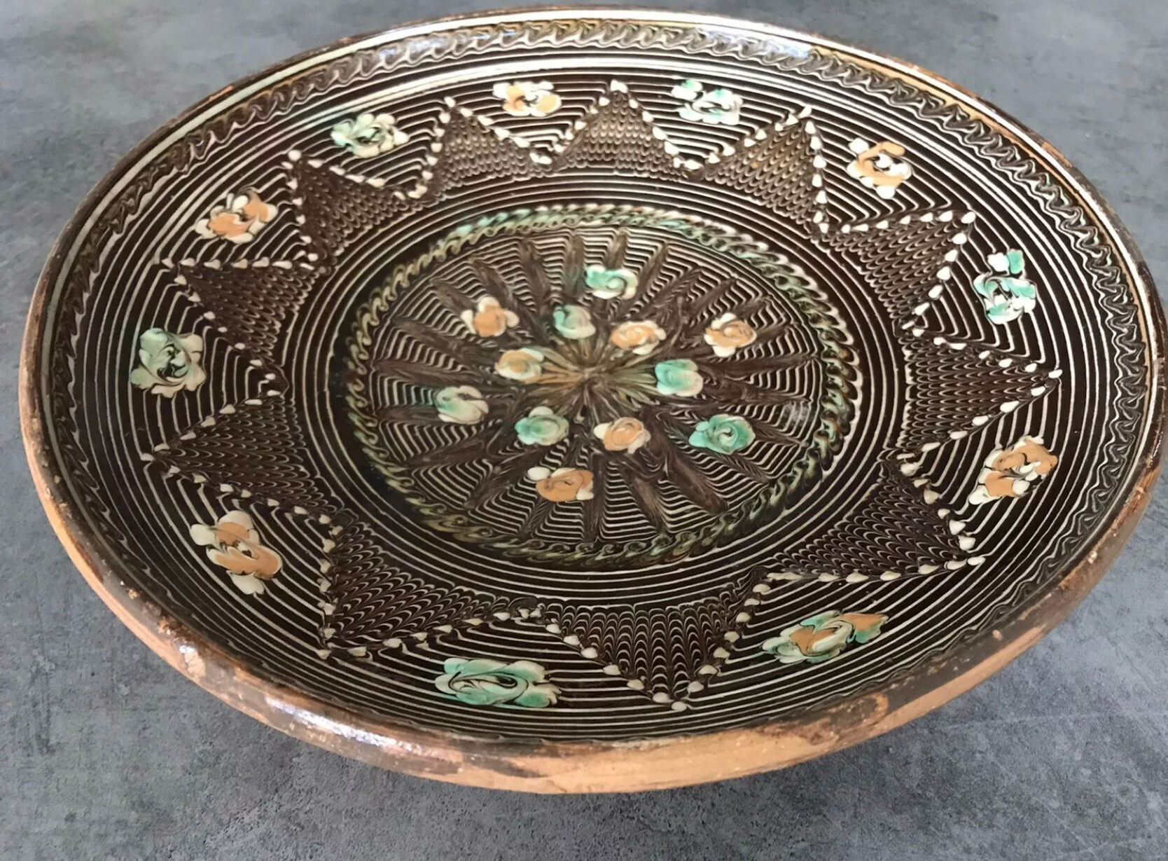 Vintage decor de paint polychrome hand dish 27 cm