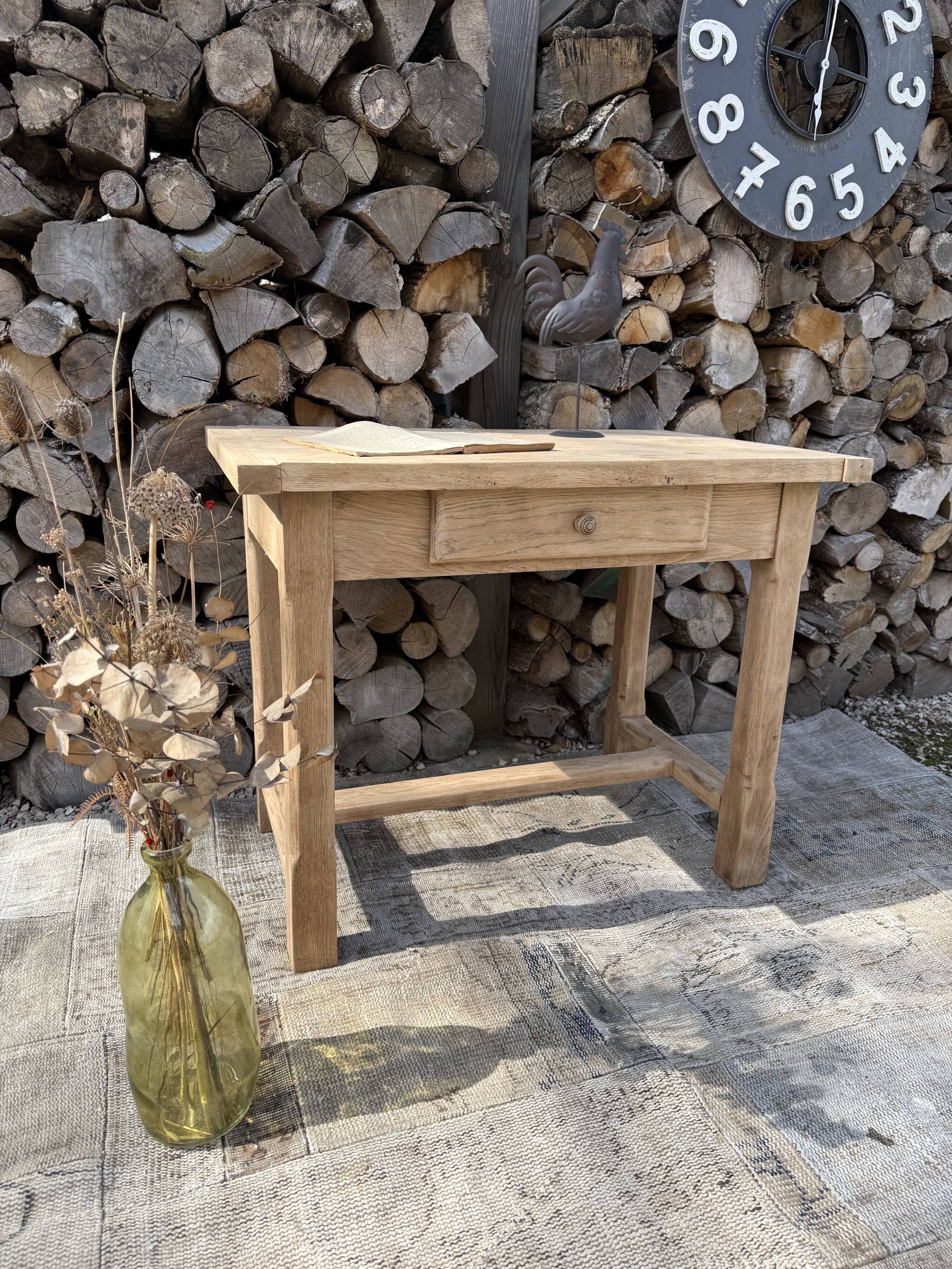 Small farmhouse table 90cm