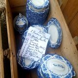 Magnifique ancien service semi porcelaine anglaise Ridgways modèle rose