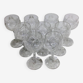 Baccarat – 9 white wine glasses in Baccarat Crystal