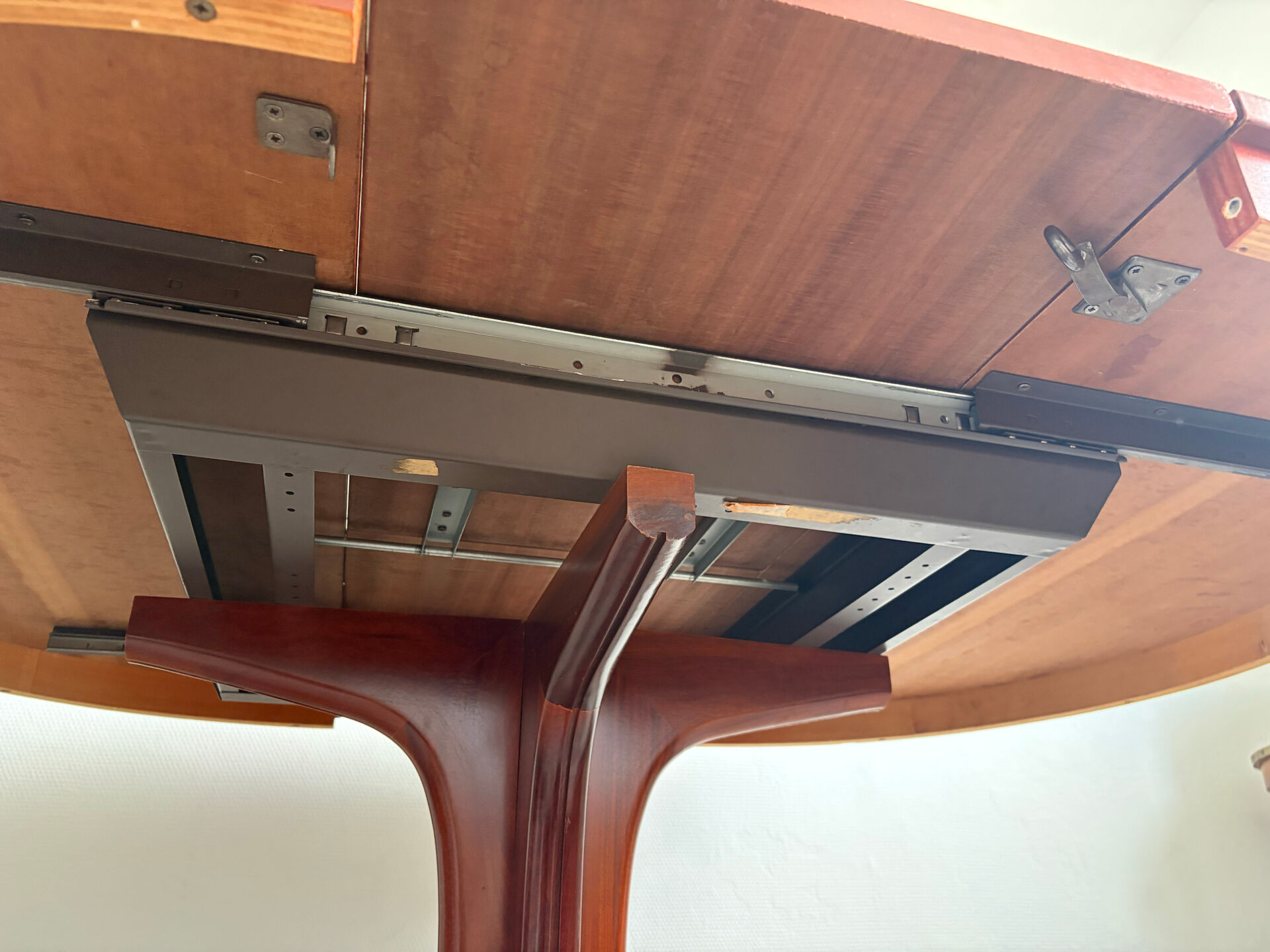 Extensible Baumann table