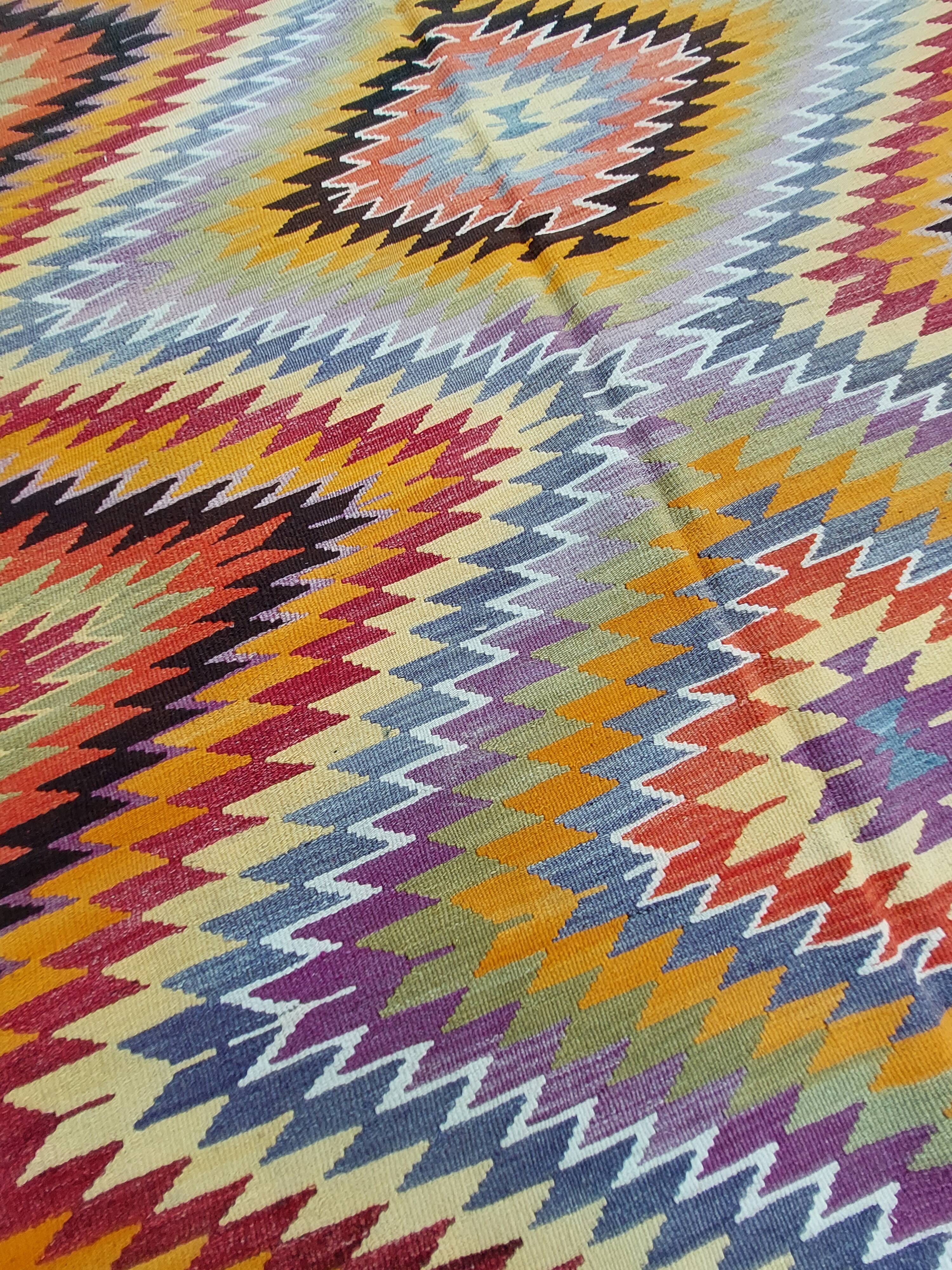 Turkish kilim rug,273x166 cm.MYK-1627