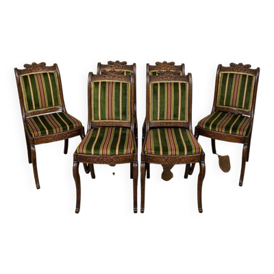 Suite de six chaises d’époque Charles X, en palissandre finement marqueté