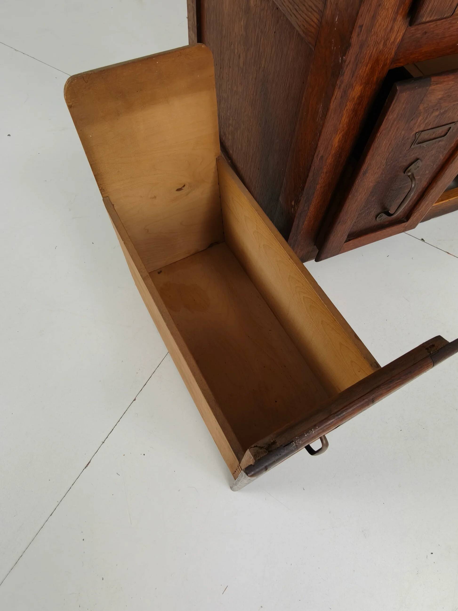 Antique oak filing cabinet – c.1900–1920