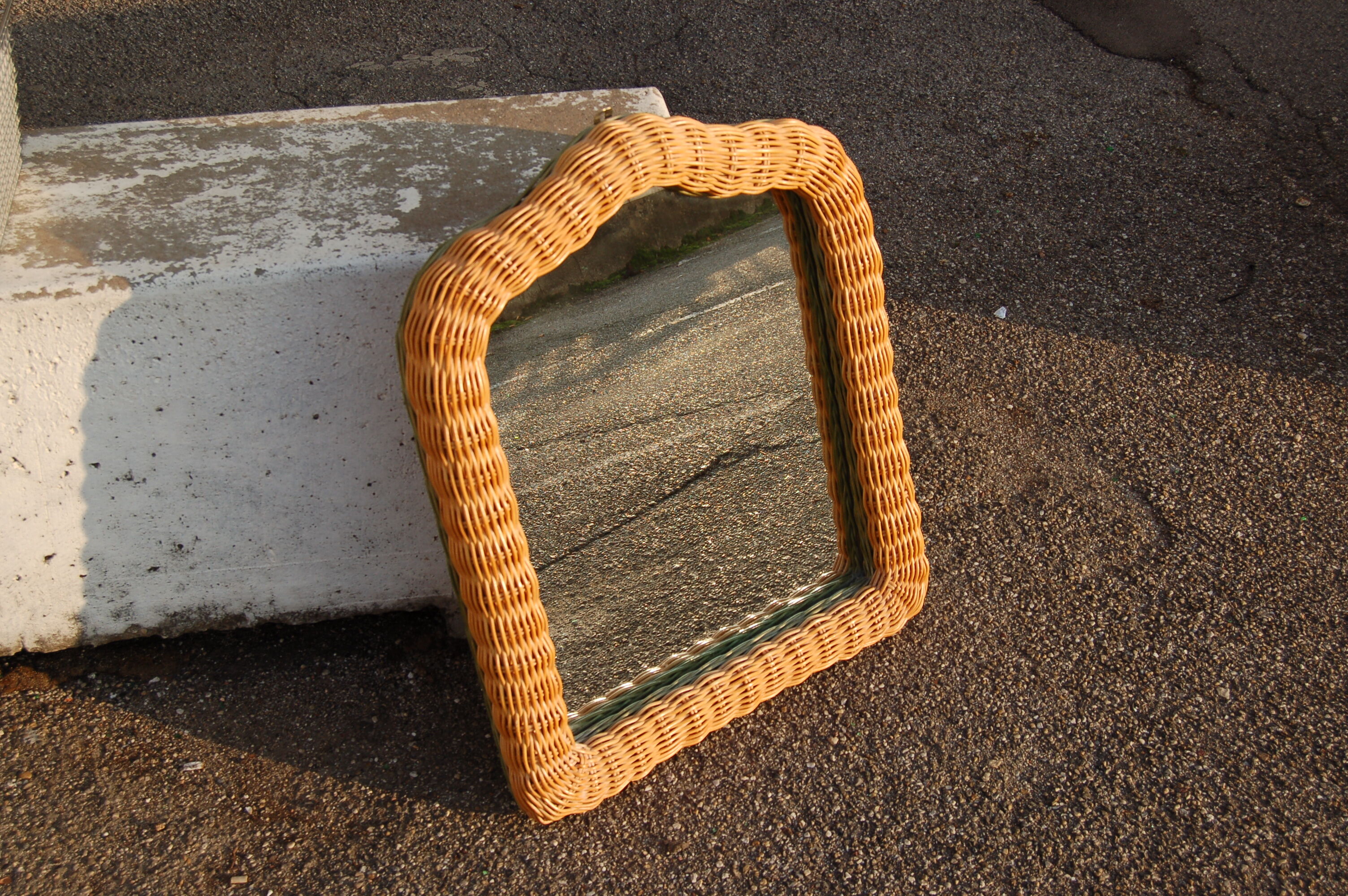 Miroir rotin osier vintage 55 x 64 cm