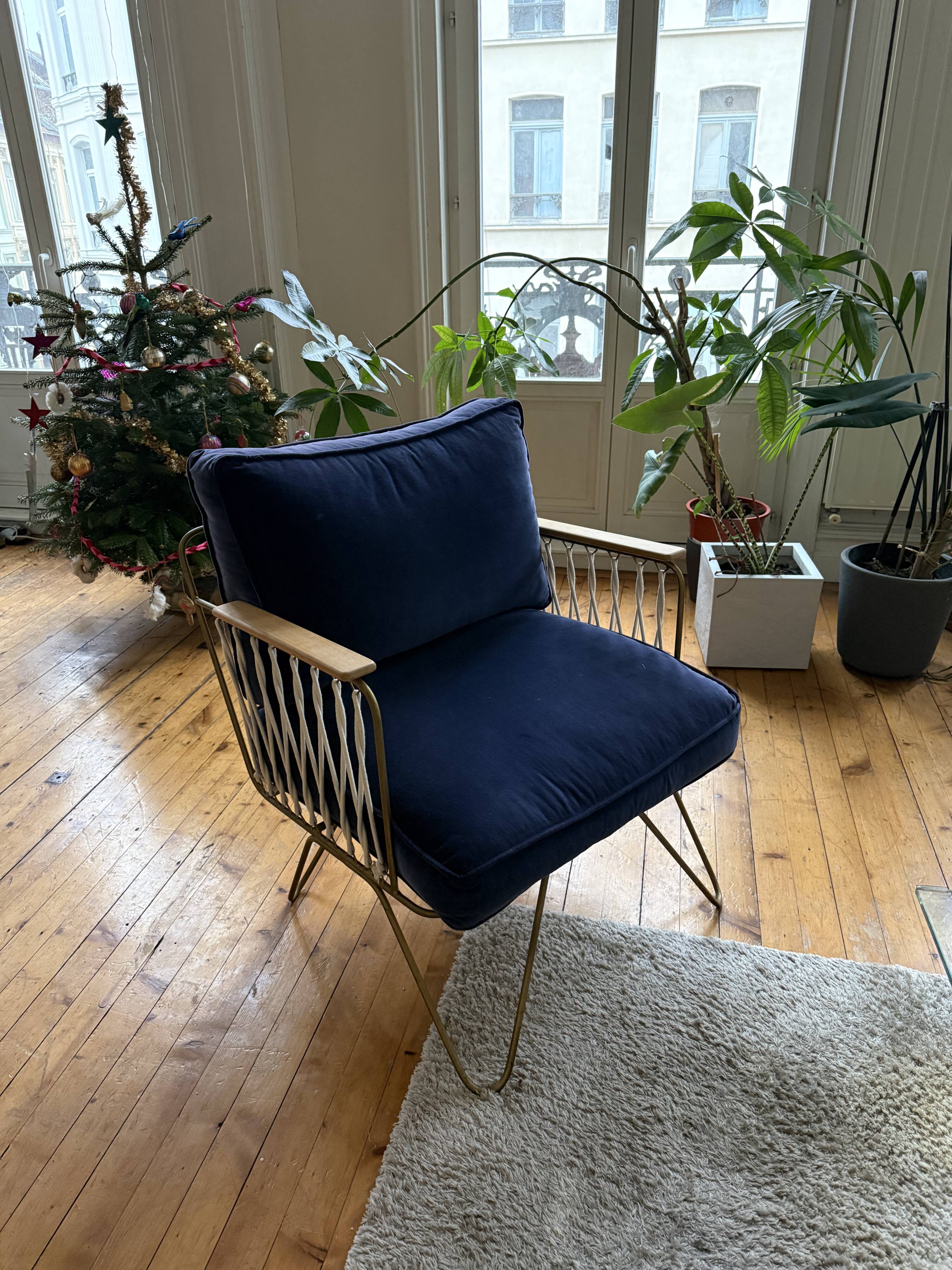 Set of two Croisette armchairs in velvet by the brand Honoré.