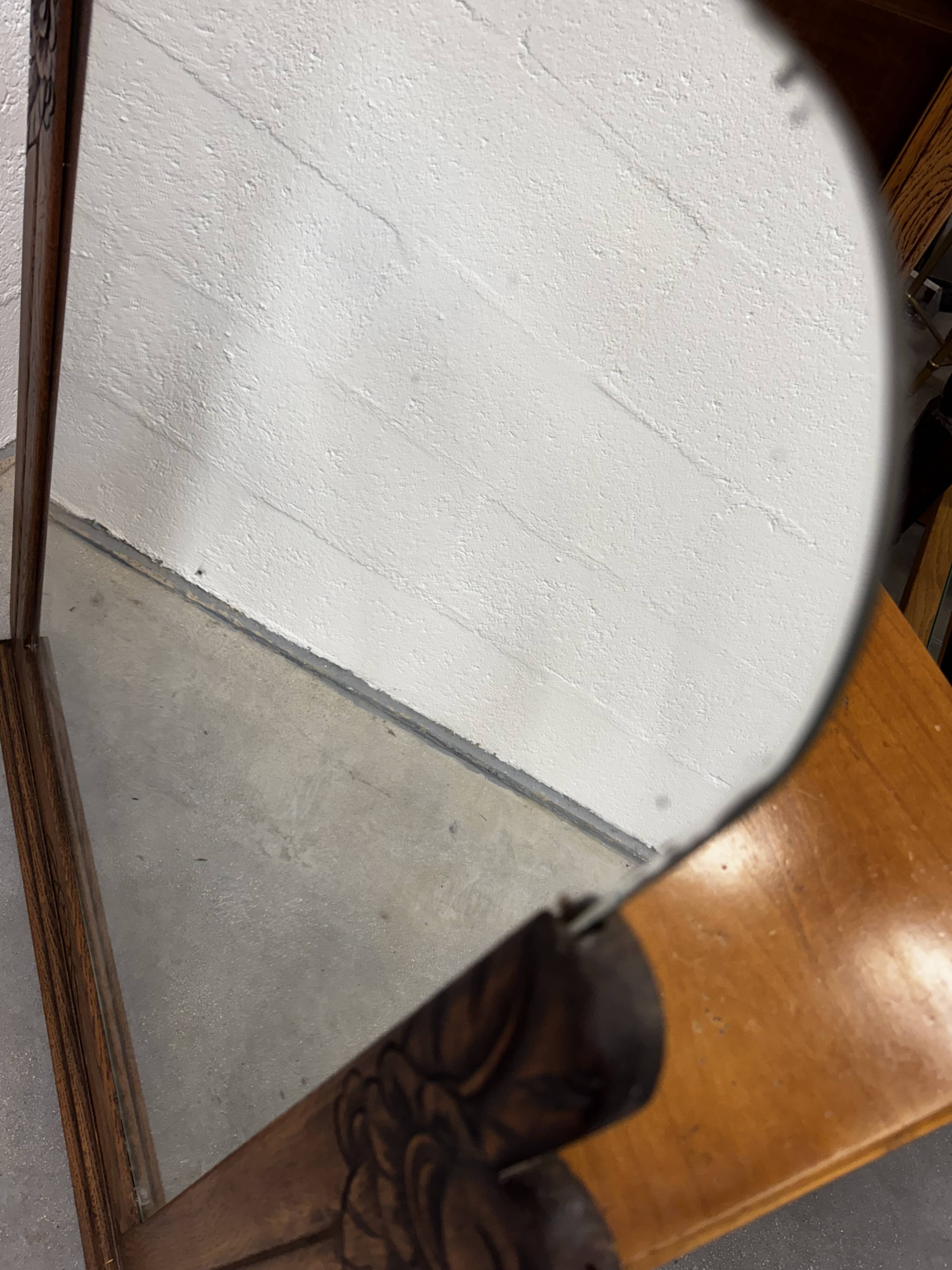 Art Deco mirror in carved oak – 1930s – 102 x 78 cm