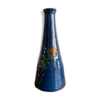 Soliflore vase decorated with flowers