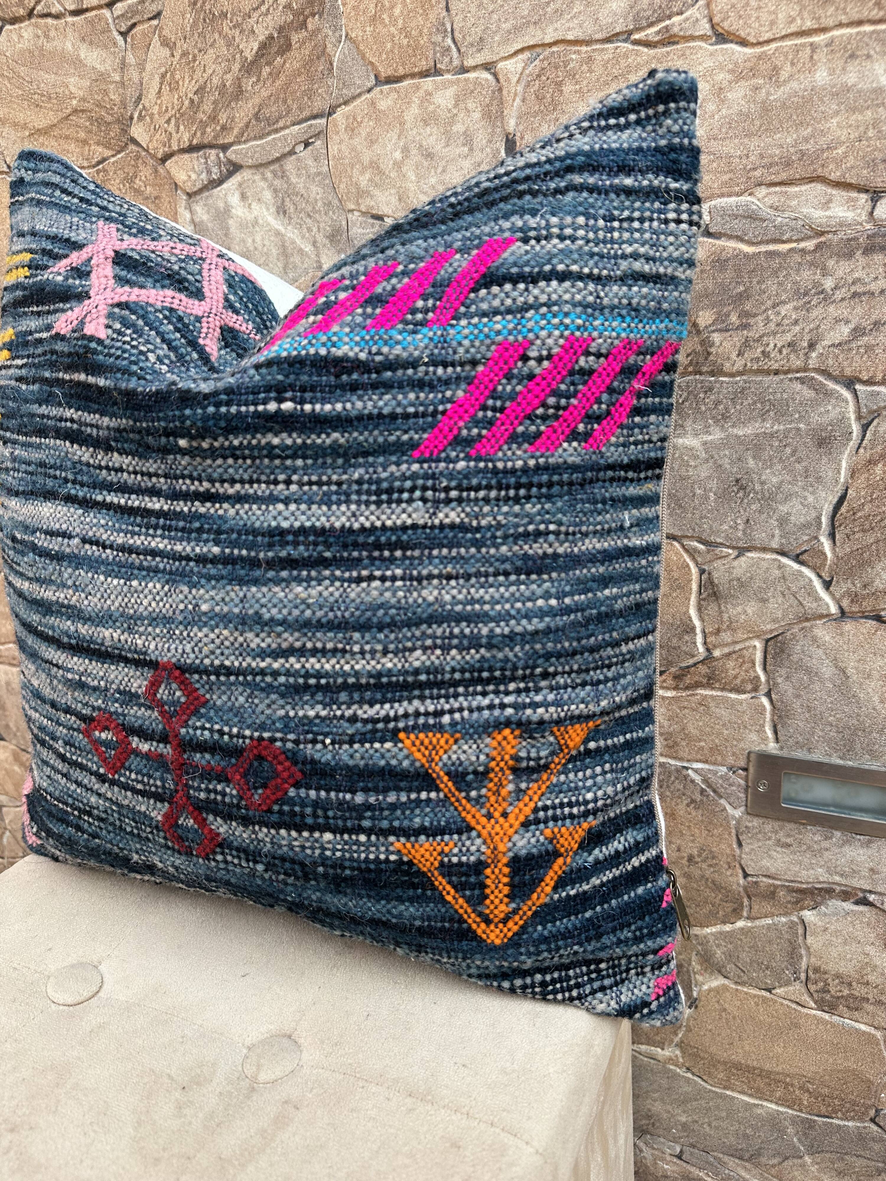 Housse de coussin Kilim marocaine faite main : Coussin décoratif bohème