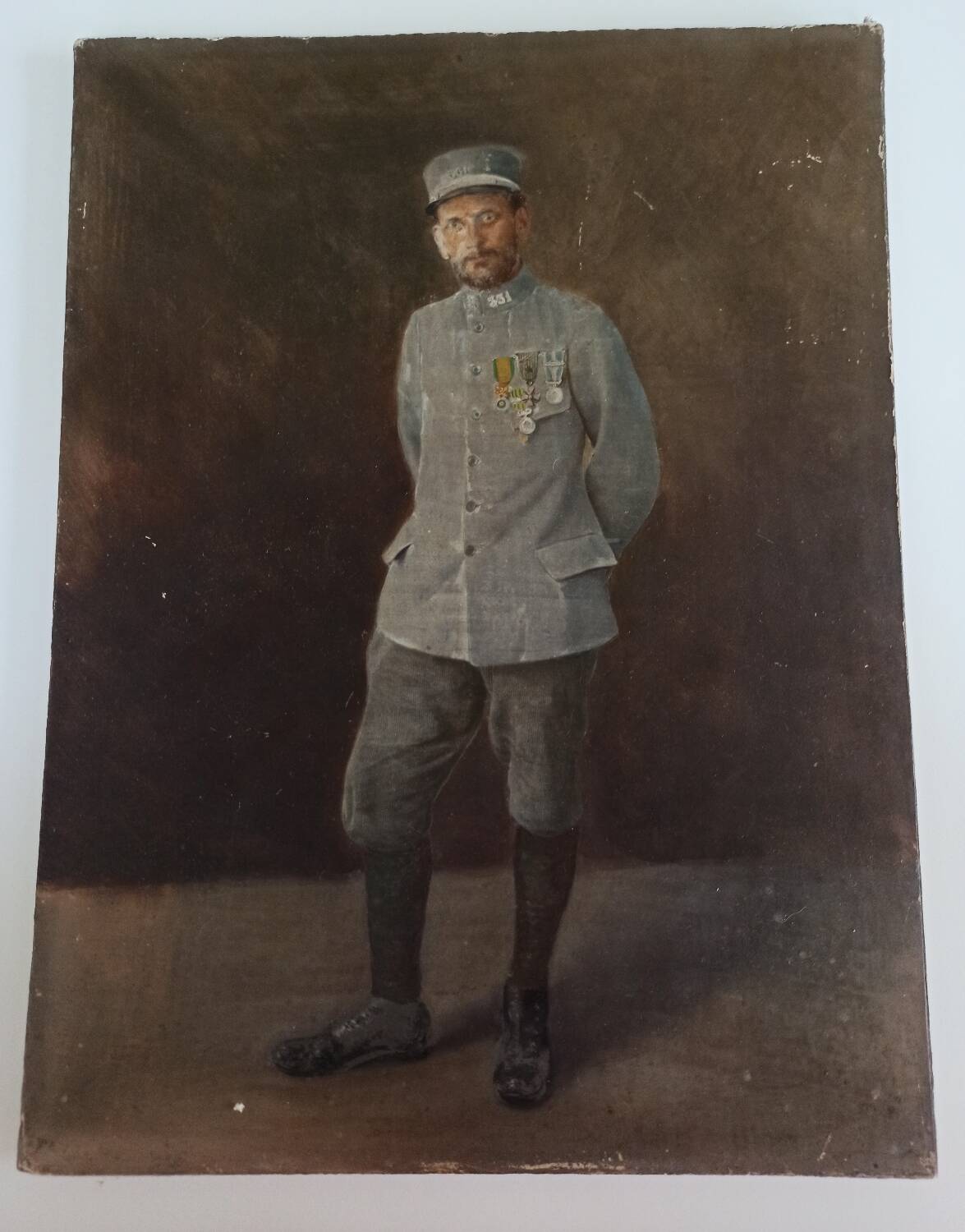 French soldier posing before the battle at Verdun. Oil on canvas. 1917