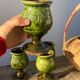 4 verres ou tasses en céramique grès émaillé vert