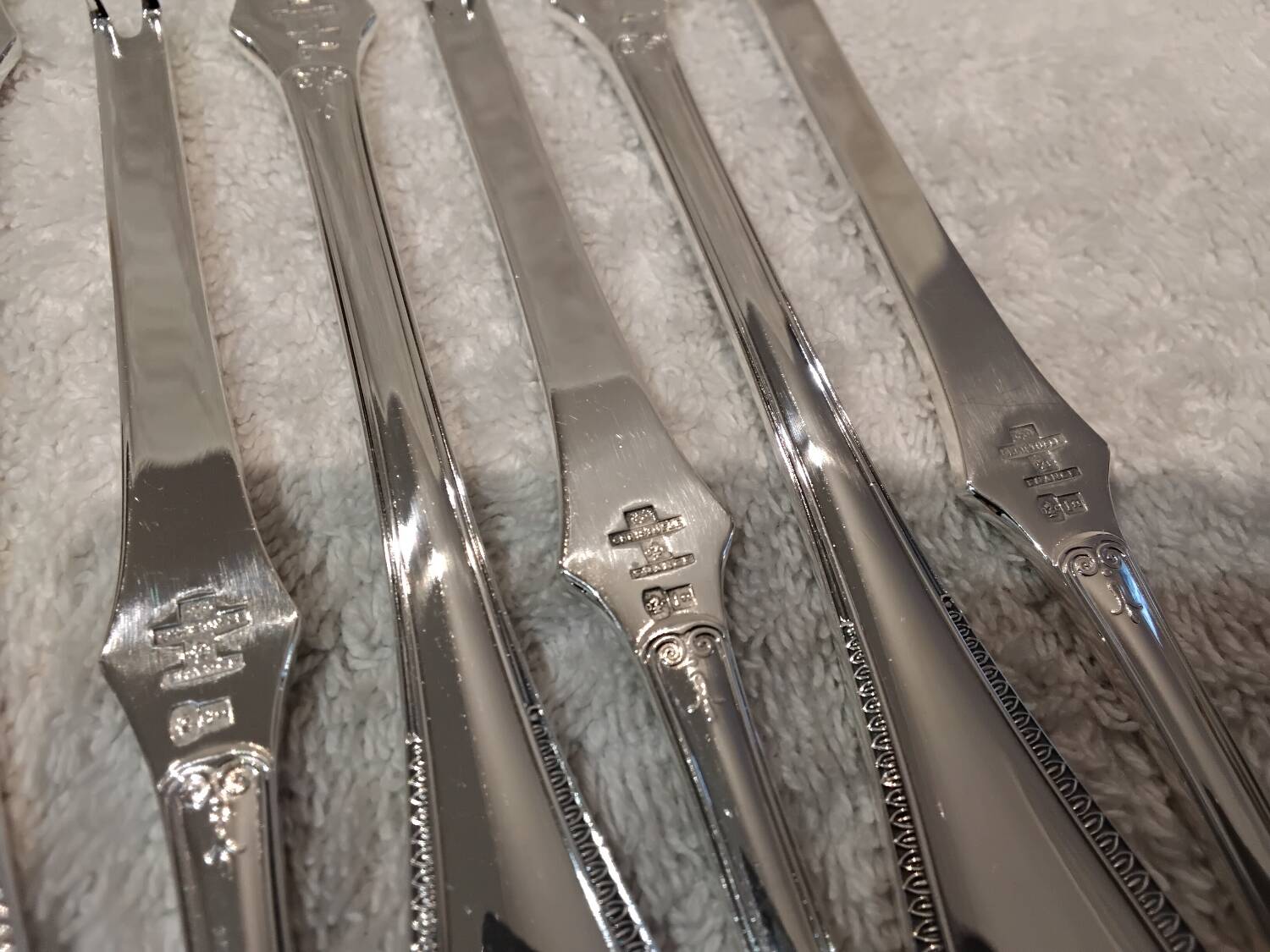 6 silver-plated metal lobster picks by Christofle Malmaison, 18cm