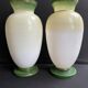 Paire de grands vases en opaline décorés main avec marques au talon – Napoléon III