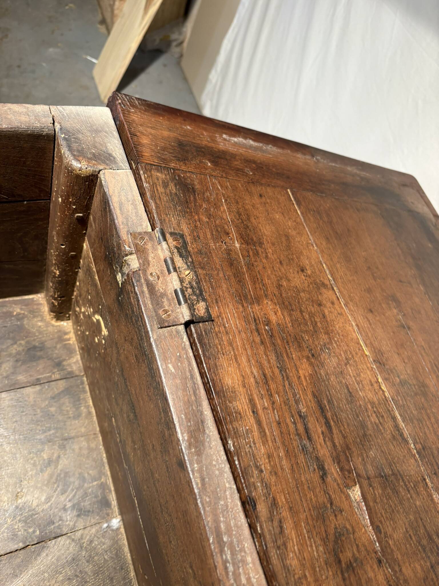 Large antique oak chest with turned legs