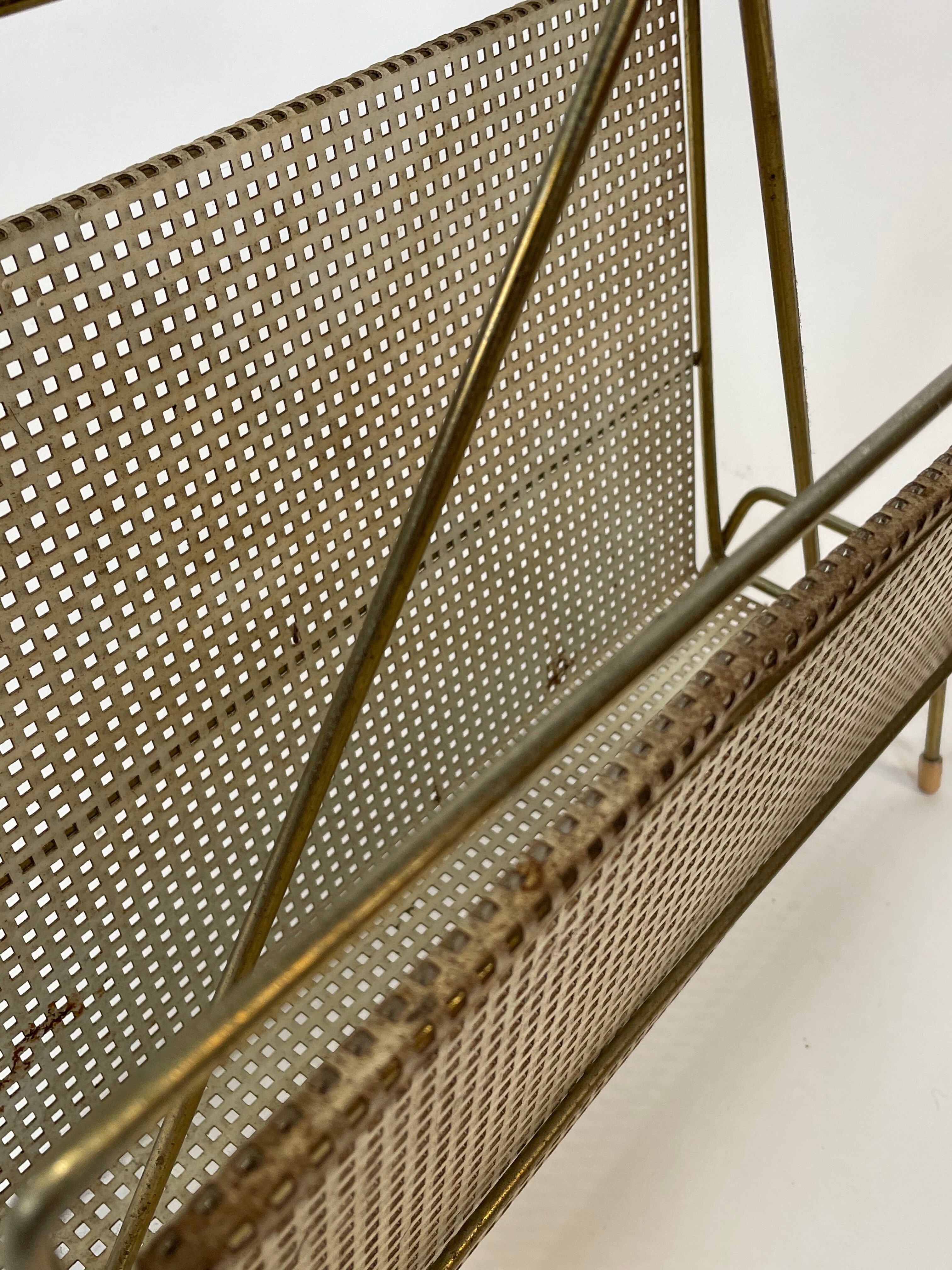 Vintage magazine rack 60s brass design