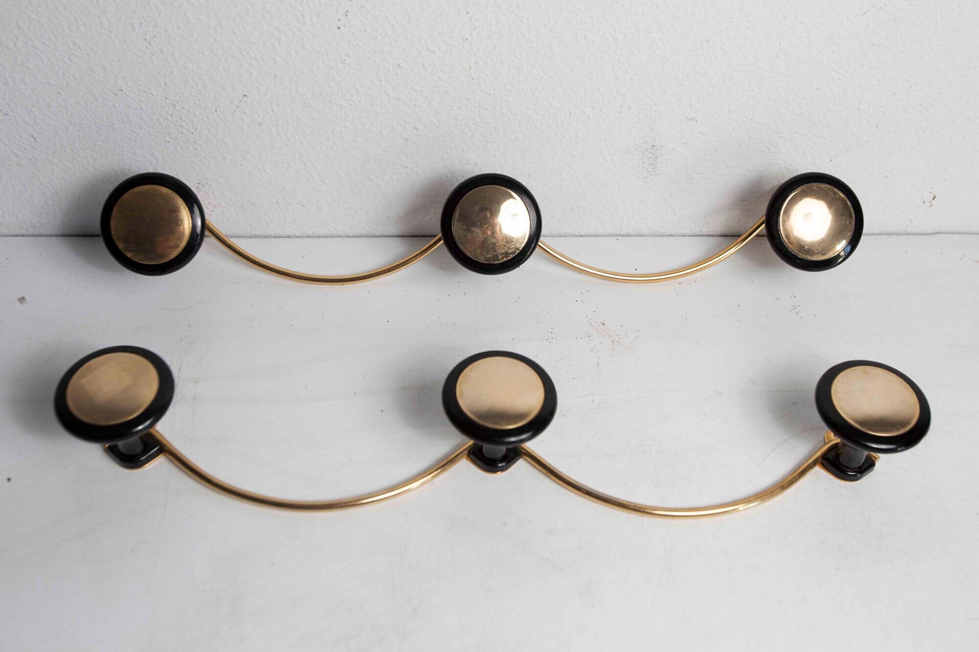 Pair of coat racks 3 hooks 1960 brass and plastic