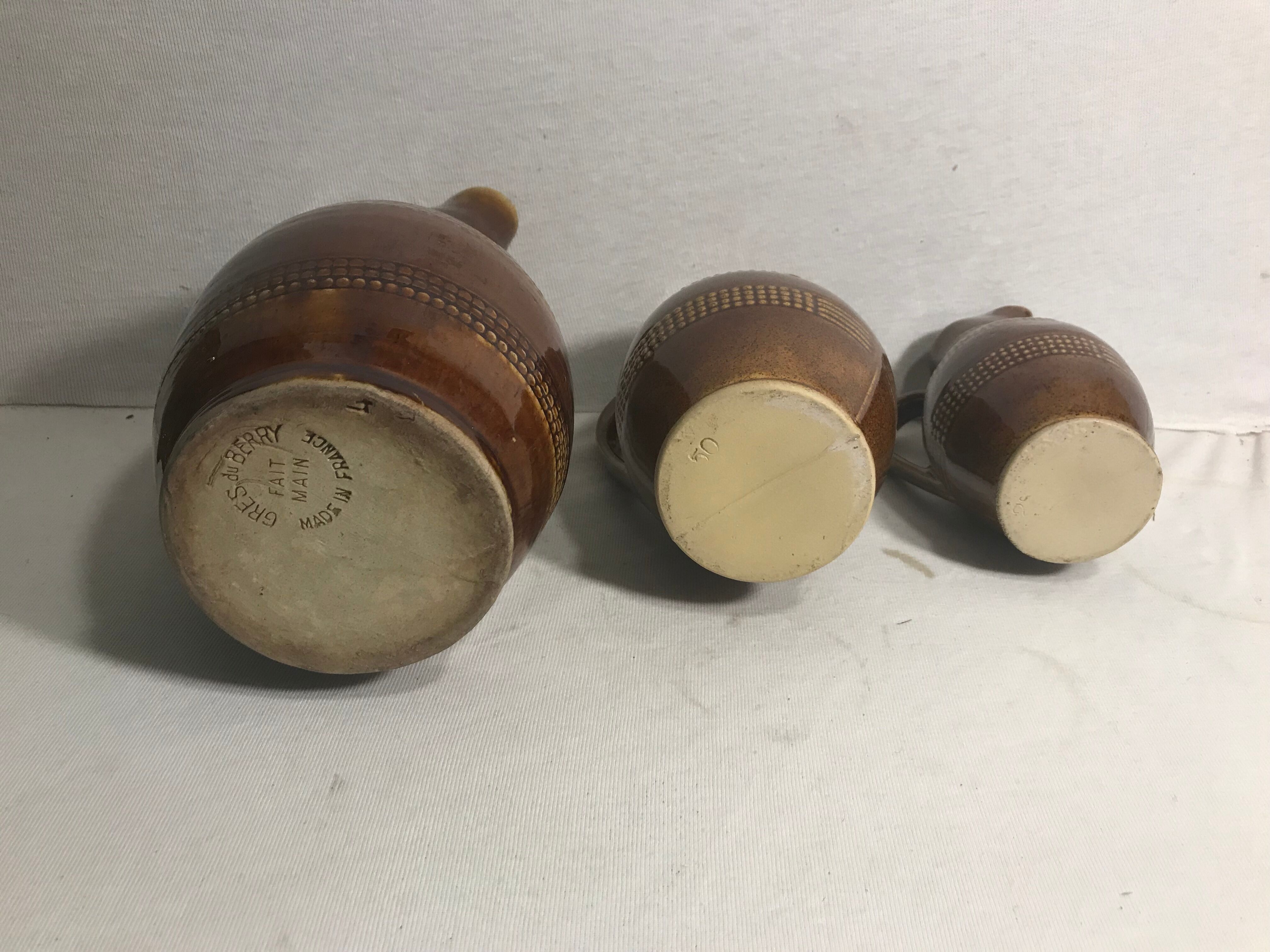 Series 3 former pitchers sandstone from Berry