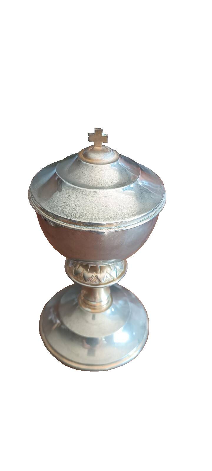 Pisside - mid-20th century host box