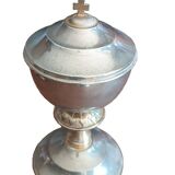 Pisside - mid-20th century host box