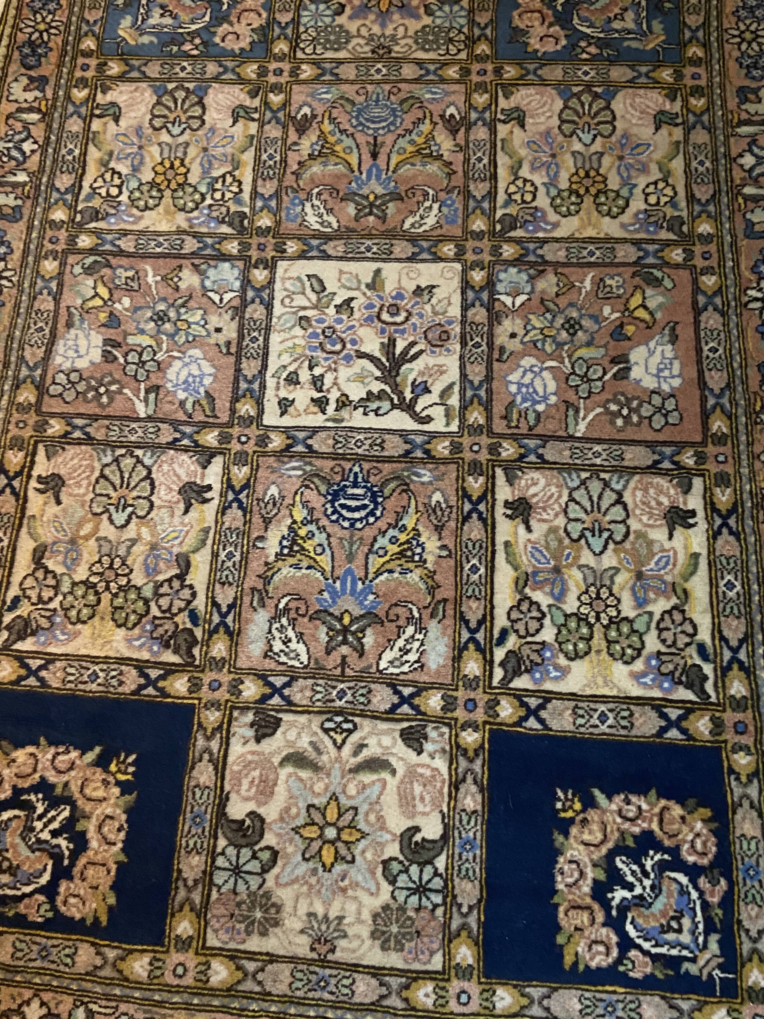 Tapis persan Bakhtiar Ghom en laine réalisé à la main