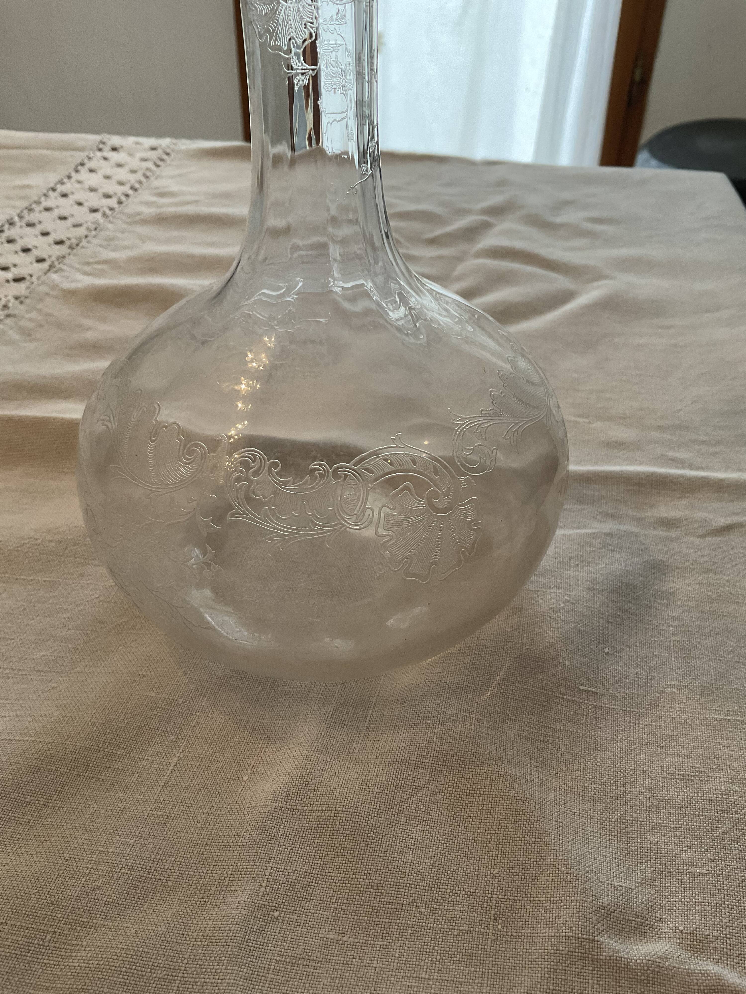 Carafe, Cristal saint louis, model Massenet with Venetian ratings