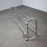 Porte-manteau mural chromé Bauhaus des années 1930