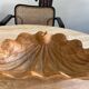 Coupe bénitier ancienne en bois sculpté