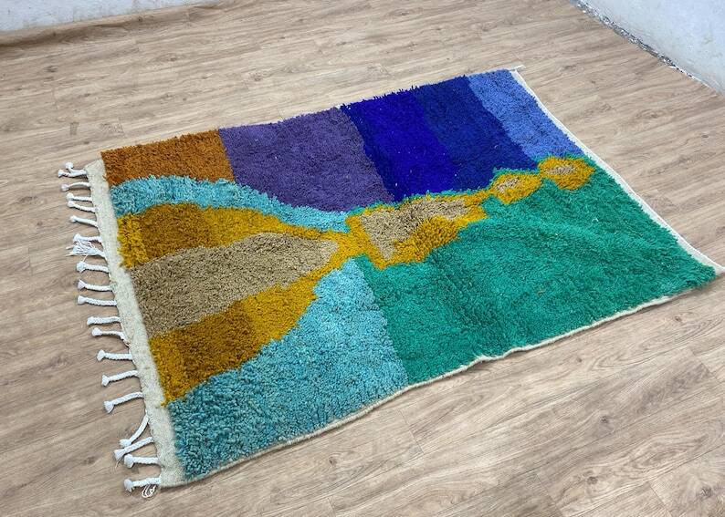 Colorful Moroccan wool rug 250cm x 150cm