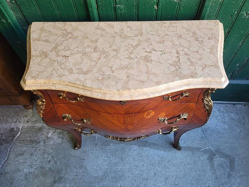 petite commode en bois de rose 3 tiroirs