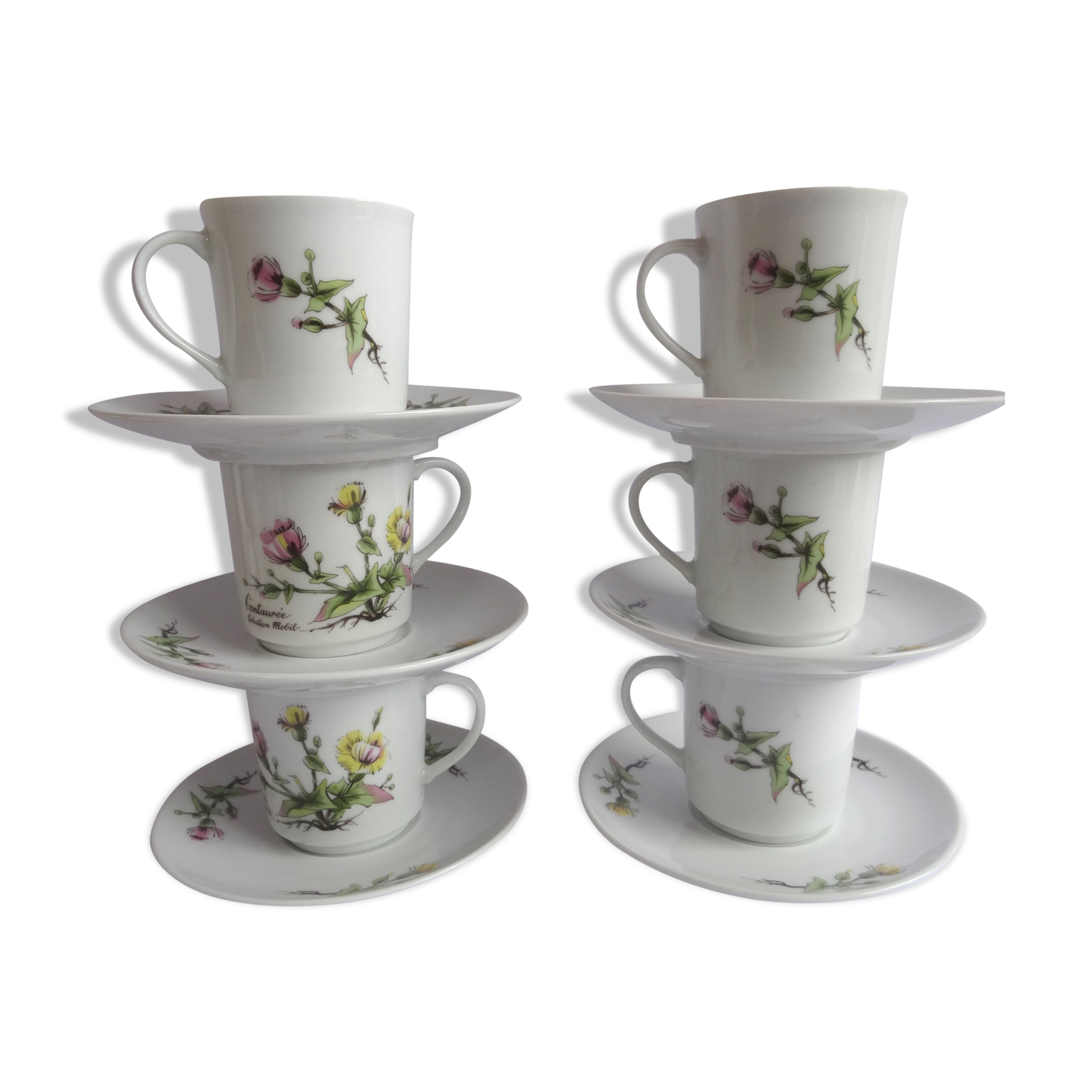 Mobil porcelain coffee cups