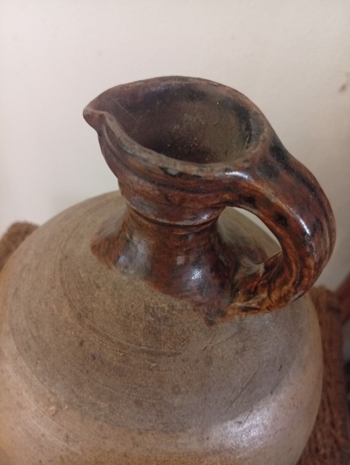 Cruche ancienne