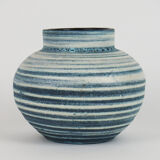 Ceramic vase from Accolay