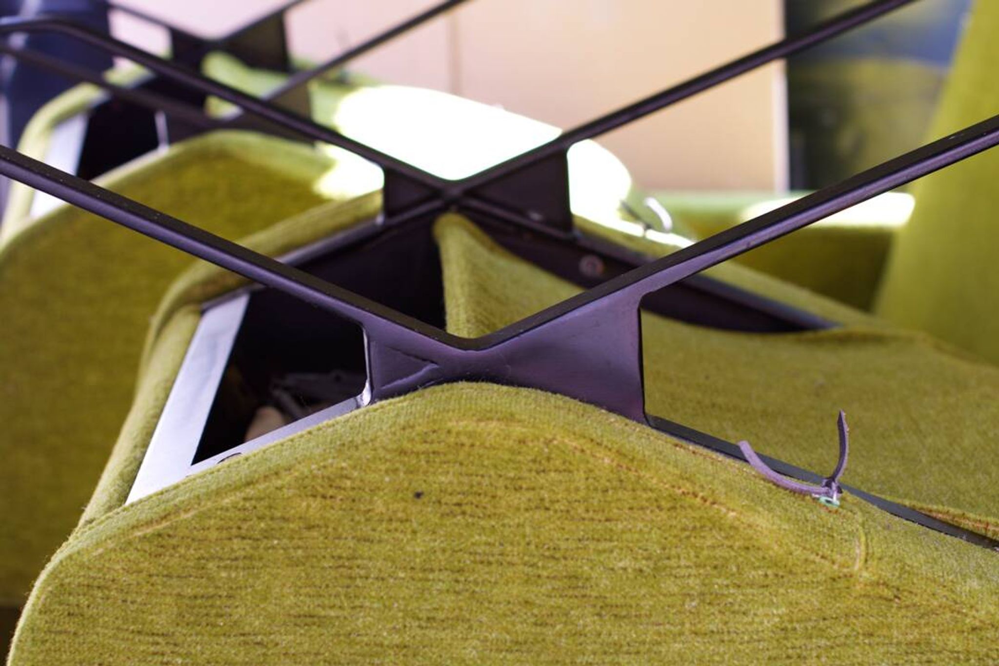Set de salon canapé - 2 fauteuils design 1960 par Paul Geoffroy Troika Airborne