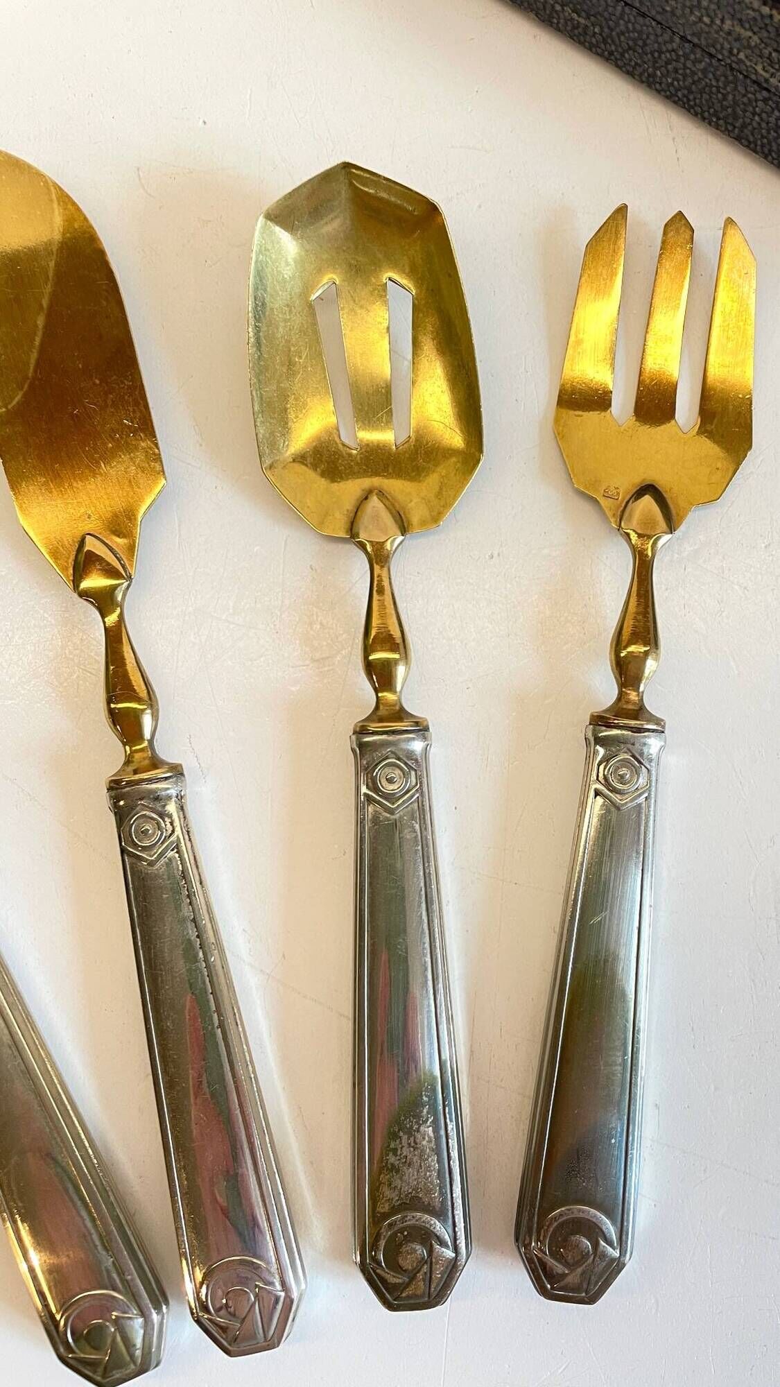 Art Deco dessert service